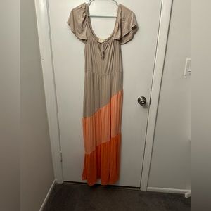Maxi dress